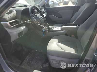 Zdjęcie 7 z 16 samochodu: 2022 TOYOTA HIGHLANDER L VIN:5TDBZRBH2NS243206 - miniatura