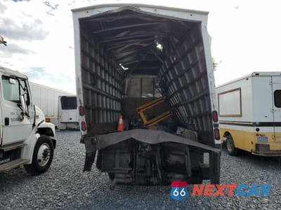 Zdjęcie 6 z 12 samochodu: 2012 ISUZU NPR HD BOX TRUCK VIN:JALC4W160C7002848 - miniatura