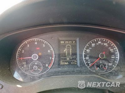 Zdjęcie 9 z 13 samochodu: 2013 VOLKSWAGEN JETTA GLI VIN:3VW467AJ4DM379410 - miniatura