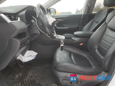 Zdjęcie 7 z 14 samochodu: 2020 TOYOTA RAV4 XLE VIN:2T3R1RFV6LW087866 - miniatura