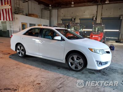 Czwarte zdjęcie samochodu z boku: 2012 TOYOTA CAMRY SE VIN:4T1BK1FK9CU515184 - miniatura