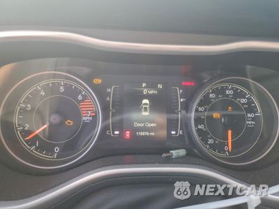 Zdjęcie 9 z 13 samochodu: 2018 JEEP CHEROKEE L VIN:1C4PJLLBXJD612310 - miniatura