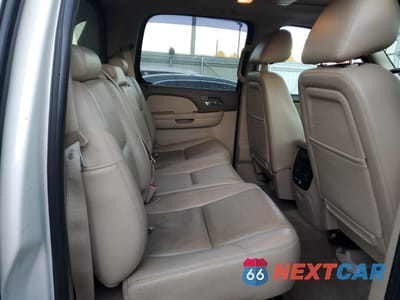 Zdjęcie 10 z 12 samochodu: 2013 CHEVROLET AVALANCHE LTZ VIN:3GNTKGE70DG246867 - miniatura
