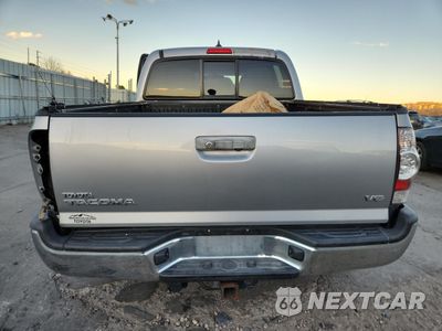 Zdjęcie 6 z 12 samochodu: 2015 TOYOTA TACOMA V6 VIN:5TFLU4EN6FX128417 - miniatura