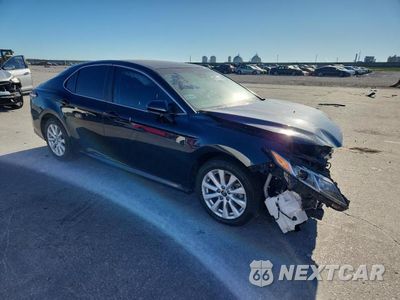 Czwarte zdjęcie samochodu z boku: 2019 TOYOTA CAMRY LE VIN:4T1B11HK1KU846369 - miniatura
