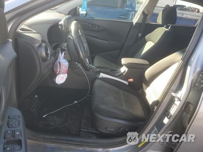 Zdjęcie 7 z 13 samochodu: 2018 HYUNDAI KONA SEL VIN:KM8K62AAXJU179941 - miniatura