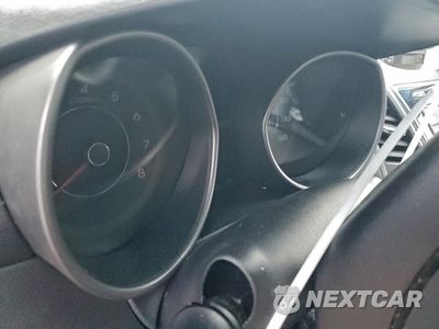 Zdjęcie 9 z 13 samochodu: 2015 HYUNDAI ELANTRA SE VIN:5NPDH4AE5FH628093 - miniatura