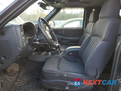 Zdjęcie 7 z 13 samochodu: 2005 GMC JIMMY SLS VIN:1GKCT18X45K104020 - miniatura