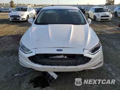 Piąte zdjęcie samochodu w środku: 2018 FORD FUSION SE HYBRID VIN:3FA6P0LU9JR133898 - miniatura