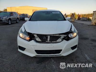 Piąte zdjęcie samochodu w środku: 2016 NISSAN ALTIMA 2.5 VIN:1N4AL3AP3GN309652 - miniatura