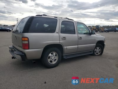 Trzecie zdjęcie samochodu z tyłu: 2001 CHEVROLET TAHOE K1500 VIN:1GNEK13T31J256843 - miniatura