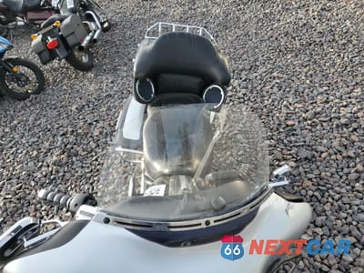 Piąte zdjęcie samochodu w środku: 2009 HARLEY-DAVIDSON FLHTCU VIN:1HD1FC4169Y677588 - miniatura