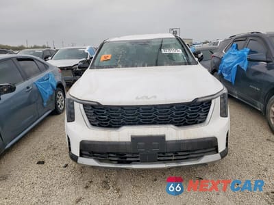 Piąte zdjęcie samochodu w środku: 2025 KIA SORENTO LX VIN:5XYRG4JC1SG309461 - miniatura