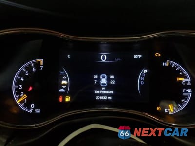 Zdjęcie 9 z 13 samochodu: 2016 JEEP GRAND CHEROKEE LIMITED VIN:1C4RJFBG7GC471251 - miniatura