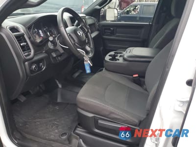 Zdjęcie 7 z 13 samochodu: 2022 RAM 3500 TRUCK CAB AND CHASSIS VIN:3C7WRSCLXNG291727 - miniatura