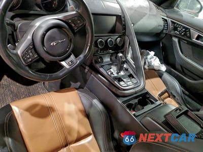 Zdjęcie 8 z 15 samochodu: 2016 JAGUAR F-TYPE R VIN:SAJXJ6HL5GMK31090 - miniatura
