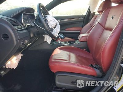 Zdjęcie 7 z 12 samochodu: 2021 CHRYSLER 300 S VIN:2C3CCABT2MH654067 - miniatura