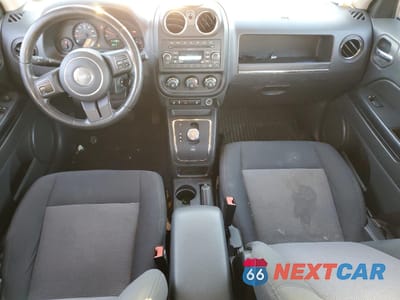 Zdjęcie 8 z 14 samochodu: 2011 JEEP PATRIOT SPORT VIN:1J4NF1GB6BD280983 - miniatura