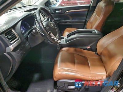 Zdjęcie 7 z 12 samochodu: 2019 TOYOTA HIGHLANDER LIMITED VIN:5TDDZRFHXKS733486 - miniatura