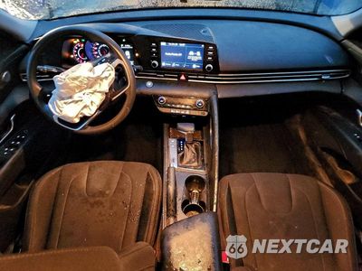 Zdjęcie 8 z 11 samochodu: 2021 HYUNDAI ELANTRA SEL VIN:5NPLM4AG9MH023693 - miniatura