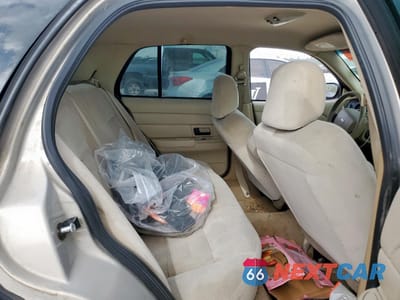 Zdjęcie 10 z 13 samochodu: 2007 FORD CROWN VICTORIA POLICE INTERCEPTOR VIN:2FAFP71W97X132032 - miniatura