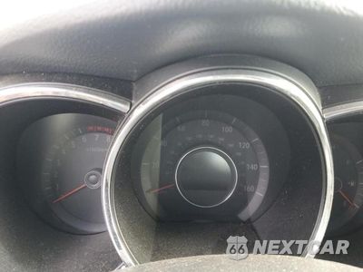Zdjęcie 9 z 11 samochodu: 2011 KIA OPTIMA VIN:KNAGN4A71B5139155 - miniatura
