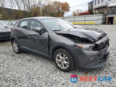 Czwarte zdjęcie samochodu z boku: 2019 MAZDA CX-3 SPORT VIN:JM1DKFB70K1432044 - miniatura