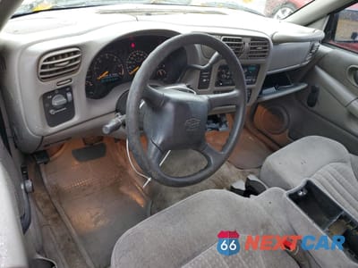 Zdjęcie 8 z 13 samochodu: 2000 CHEVROLET S TRUCK S10 VIN:1GCCS19W6Y8228845 - miniatura