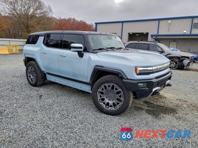 Czwarte zdjęcie samochodu z boku: 2025 GMC HUMMER SUV 3X VIN:1GKB0RDC8SU101756 - miniatura