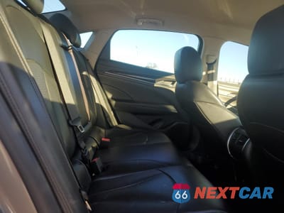 Zdjęcie 10 z 15 samochodu: 2019 BUICK LACROSSE ESSENCE VIN:1G4ZP5SZ7KU119411 - miniatura