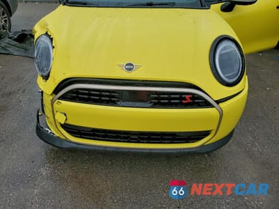 Zdjęcie 11 z 12 samochodu: 2025 MINI COOPER S VIN:WMW23GD09S2X14278 - miniatura