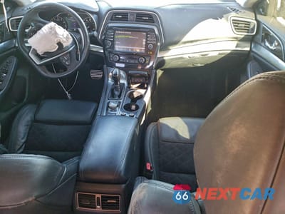 Zdjęcie 8 z 15 samochodu: 2017 NISSAN MAXIMA 3.5S VIN:1N4AA6AP0HC400169 - miniatura