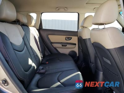 Zdjęcie 10 z 11 samochodu: 2013 KIA SOUL VIN:KNDJT2A64D7484147 - miniatura