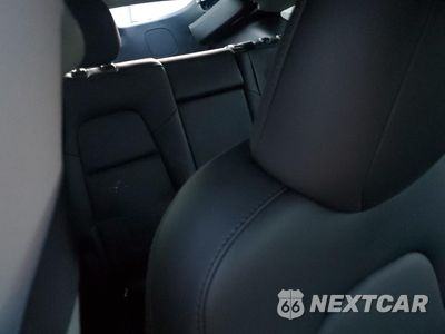 Zdjęcie 11 z 14 samochodu: 2024 TESLA MODEL Y VIN:7SAYGAEE8RF088998 - miniatura