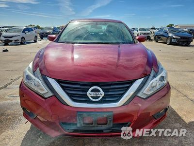 Piąte zdjęcie samochodu w środku: 2017 NISSAN ALTIMA 2.5 VIN:1N4AL3AP0HC250847 - miniatura