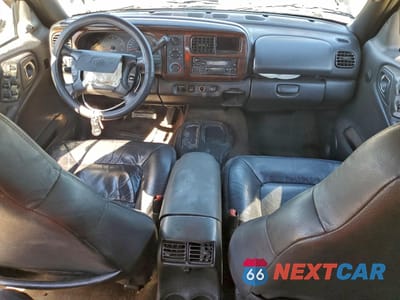 Zdjęcie 8 z 15 samochodu: 2000 DODGE DURANGO VIN:1B4HR28Z6YF293951 - miniatura