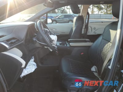 Zdjęcie 7 z 14 samochodu: 2024 TOYOTA SIENNA XLE VIN:5TDYRKEC4RS211025 - miniatura