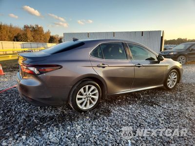Trzecie zdjęcie samochodu z tyłu: 2022 TOYOTA CAMRY LE VIN:4T1R11AK7NU624271 - miniatura