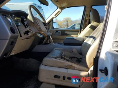 Zdjęcie 7 z 12 samochodu: 2014 FORD EXPEDITION XLT VIN:1FMJU1J54EEF26307 - miniatura