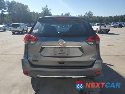 Zdjęcie 6 z 13 samochodu: 2018 NISSAN ROGUE S VIN:KNMAT2MV6JP579775 - miniatura
