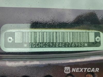 Zdjęcie 13 z 13 samochodu: 2004 CHEVROLET SILVERADO C2500 HEAVY DUTY VIN:1GCHC29184E176952 - miniatura