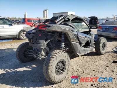 Czwarte zdjęcie samochodu z boku: 2024 CAN-AM MAVERICK X3 UTILITY VEHICLE VIN:3JBVXAV49RE000749 - miniatura