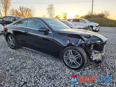 Czwarte zdjęcie samochodu z boku: 2018 MERCEDES-BENZ E 400 4MATIC VIN:WDD1J6GB1JF016465 - miniatura