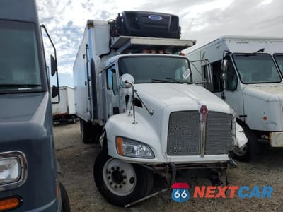 Czwarte zdjęcie samochodu z boku: 2014 KENWORTH CONSTRUCTION T370 VIN:2NKHHJ7X0EM400962 - miniatura