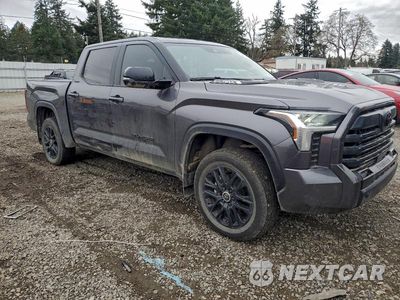 Czwarte zdjęcie samochodu z boku: 2024 TOYOTA TUNDRA CREWMAX LIMITED VIN:5TFWC5DB8RX068545 - miniatura