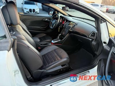 Trzecie zdjęcie samochodu z tyłu: 2019 BUICK CASCADA SPORT TOURING VIN:W04WJ3N50KG300283 - miniatura