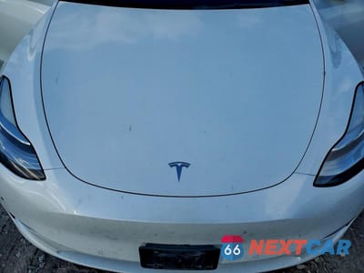 Zdjęcie 11 z 12 samochodu: 2022 TESLA MODEL Y VIN:7SAYGAEE7NF383438 - miniatura