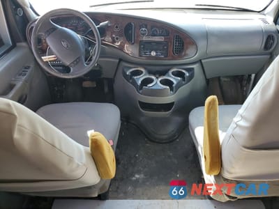 Zdjęcie 8 z 16 samochodu: 2006 FORD ECONOLINE 250 DELIVERY VAN VIN:1FTNE24WX6DA13017 - miniatura