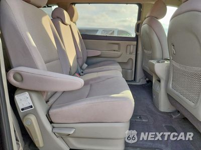 Zdjęcie 11 z 16 samochodu: 2016 KIA SEDONA LX VIN:KNDMB5C18G6111108 - miniatura