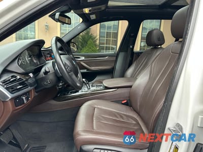 Zdjęcie 10 z 12 samochodu: 2018 BMW X5 XDR40E VIN:5UXKT0C59J0W00863 - miniatura